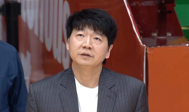 天天赢球-山东男篮逆转福建，高诗岩被驱逐出场 郭凯7中7 新外援24+7高效