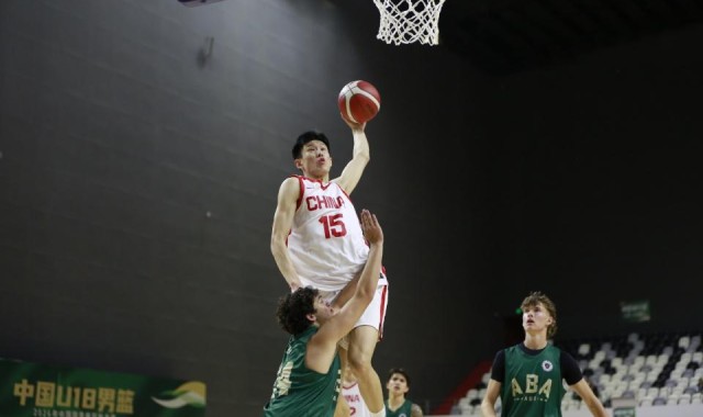 天天盈球即时比分直播-改名、改年龄参赛！U18男篮核心遭篮协调查，热身赛已被踢出名单