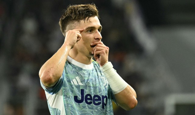 玻璃人化？小孔塞桑肌肉超负荷，本赛季已经第5次伤停