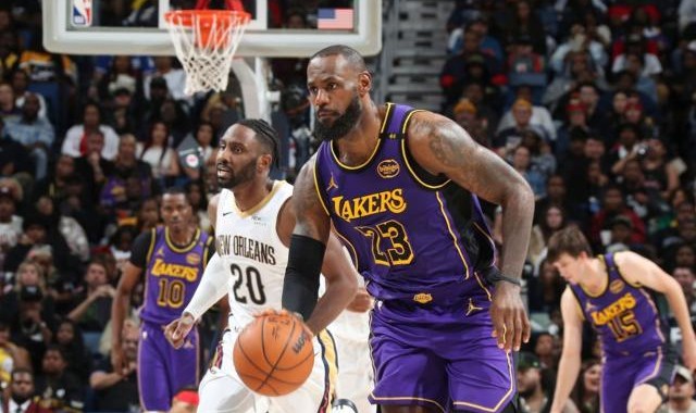 39岁詹皇上演末节救赎！200记关键三分历史第一