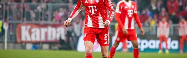 天天盈球即时比分直播-图片报：由于在国家德比只出场3分钟，格雷茨卡赛后心情低落